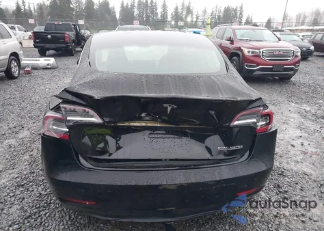 2020 Tesla Model 3 Performance Dual Motor All-Wheel Drive z USA, uszkodzony, nr VIN 5YJ3E1EC3LF623433